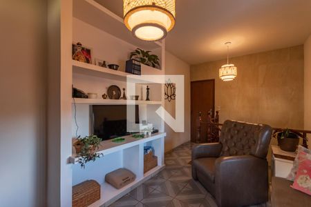 Sala 3 de casa à venda com 5 quartos, 313m² em Alípio de Melo, Belo Horizonte