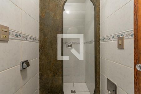 Banheiro de Serviço de casa à venda com 4 quartos, 313m² em Alípio de Melo, Belo Horizonte