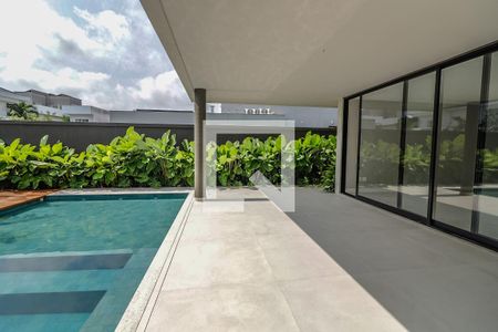 Área Externa de casa de condomínio à venda com 5 quartos, 600m² em Barra da Tijuca, Rio de Janeiro
