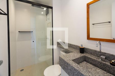 Banheiro de apartamento para alugar com 1 quarto, 28m² em Moema, São Paulo