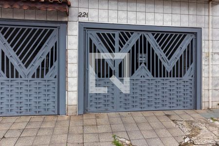 Fachada de casa para alugar com 3 quartos, 390m² em Jardim Guaianazes, São Paulo