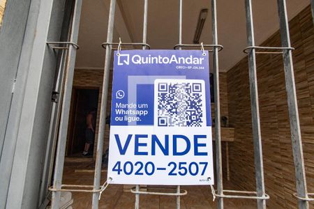 Placa de casa à venda com 4 quartos, 250m² em Cambuci, São Paulo