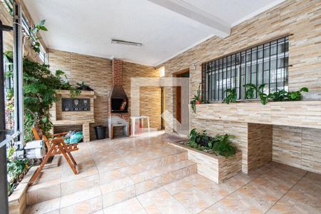 Garagem de casa à venda com 4 quartos, 250m² em Cambuci, São Paulo