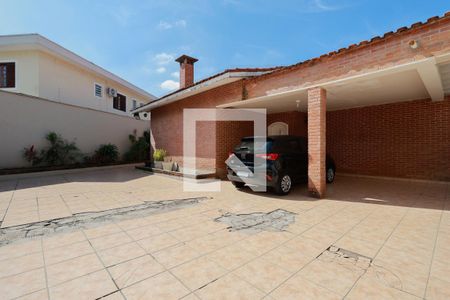 Garagem de casa à venda com 6 quartos, 470m² em Vila Basileia, São Paulo