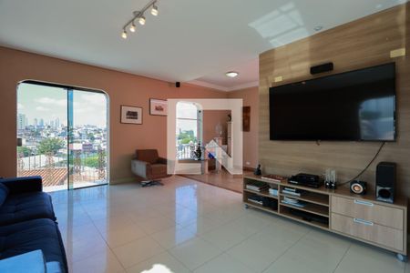 Sala de TV de casa à venda com 6 quartos, 470m² em Vila Basileia, São Paulo