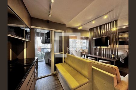 Cozinha de apartamento à venda com 1 quarto, 49m² em Vila Gertrudes, São Paulo