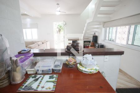 Cozinha de casa de condomínio à venda com 3 quartos, 1017m² em Anil, Rio de Janeiro
