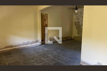 Casa à venda com 5 quartos, 253m² em Itaipu, Niterói