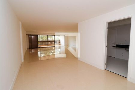 Sala de apartamento à venda com 4 quartos, 232m² em Barra da Tijuca, Rio de Janeiro