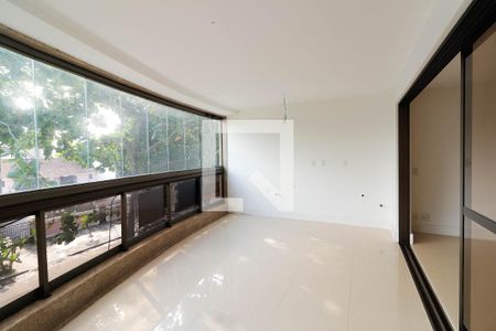 Varanda de apartamento à venda com 4 quartos, 232m² em Barra da Tijuca, Rio de Janeiro