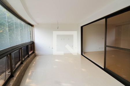 Varanda de apartamento à venda com 4 quartos, 232m² em Barra da Tijuca, Rio de Janeiro