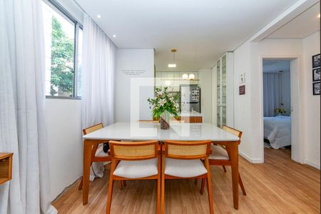 Sala de apartamento à venda com 2 quartos, 62m² em Cândida Ferreira, Contagem