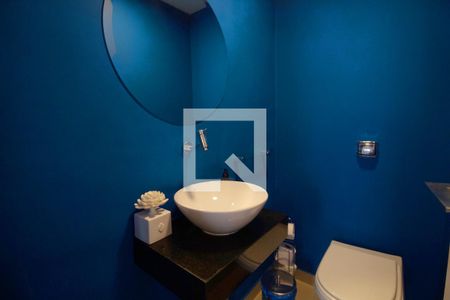 Lavabo  de apartamento à venda com 3 quartos, 169m² em Cerqueira César, São Paulo