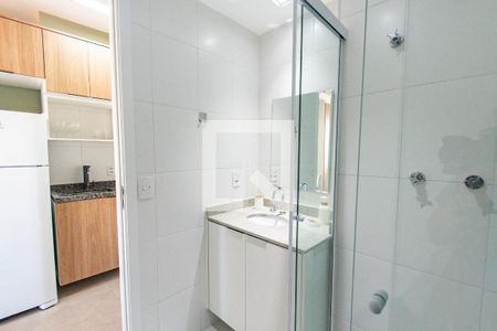 Banheiro de kitnet/studio para alugar com 1 quarto, 22m² em Vila Mariana, São Paulo