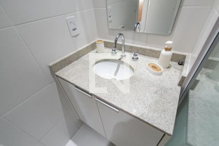Banheiro de kitnet/studio para alugar com 1 quarto, 22m² em Vila Mariana, São Paulo