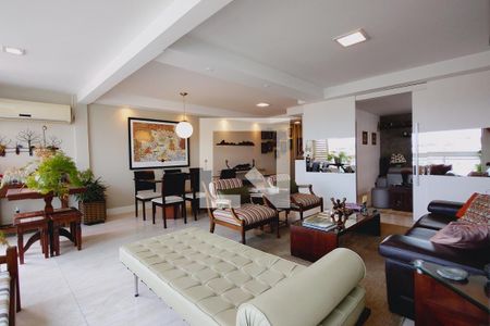 Sala 1 de apartamento à venda com 3 quartos, 225m² em Freguesia (jacarepaguá), Rio de Janeiro