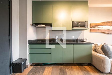 Cozinha de kitnet/studio à venda com 1 quarto, 32m² em Campo Belo, São Paulo