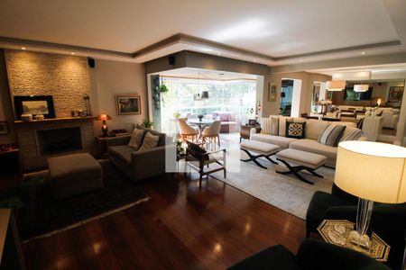 Sala de apartamento à venda com 3 quartos, 167m² em Real Parque, São Paulo