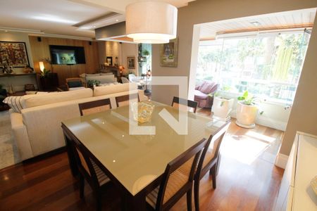 Sala de Jantar de apartamento à venda com 3 quartos, 167m² em Real Parque, São Paulo