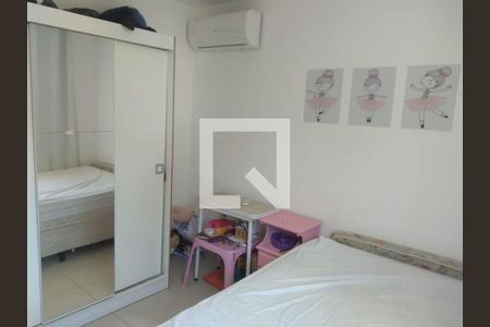 Casa à venda com 2 quartos, 75m² em Engenho do Mato, Niterói