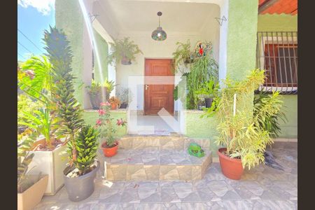 Casa à venda com 4 quartos, 250m² em Fátima, Niterói