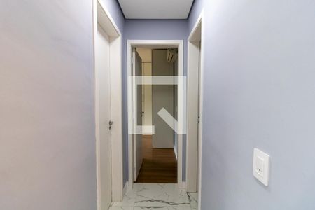 Corredor de apartamento à venda com 2 quartos, 53m² em Teresópolis, Porto Alegre