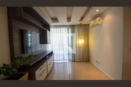 Sala de apartamento à venda com 2 quartos, 70m² em Barra da Tijuca, Rio de Janeiro