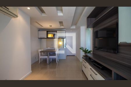 Sala de apartamento à venda com 2 quartos, 70m² em Barra da Tijuca, Rio de Janeiro