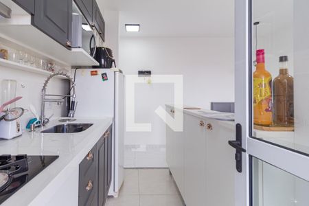 Cozinha de apartamento à venda com 2 quartos, 46m² em Umuarama, Osasco