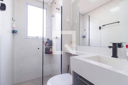 Banheiro de apartamento à venda com 2 quartos, 46m² em Umuarama, Osasco