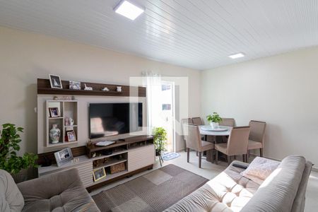 Sala de Estar de casa à venda com 5 quartos, 250m² em Vila Feliz, São Paulo