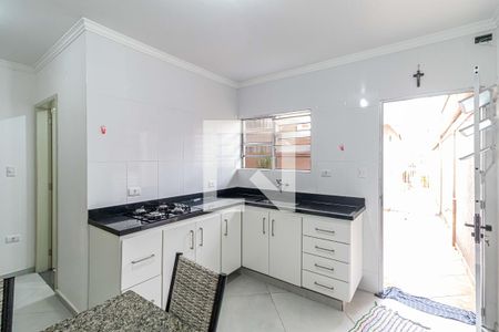 Cozinha de casa para alugar com 1 quarto, 35m² em Jardim Joao Xxiii, São Paulo