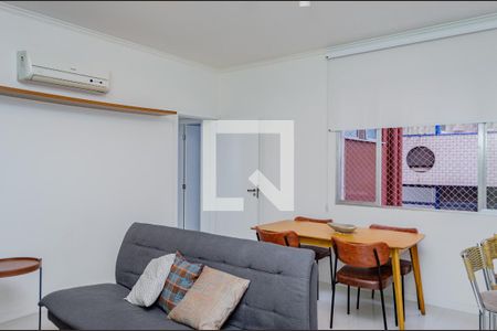 Sala de apartamento para alugar com 2 quartos, 100m² em Centro, Florianópolis