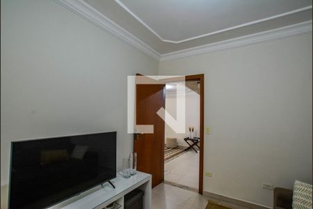 Sala de TV de casa à venda com 4 quartos, 274m² em Parque das Nações, Santo André