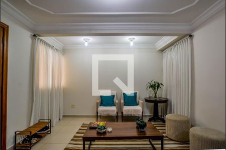 Sala de casa à venda com 4 quartos, 274m² em Parque das Nações, Santo André