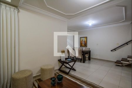 Sala de casa à venda com 4 quartos, 274m² em Parque das Nações, Santo André