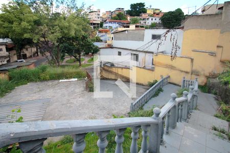 Garagem de casa à venda com 3 quartos, 164m² em Ermelinda, Belo Horizonte