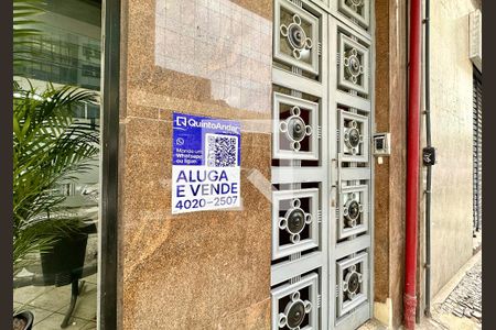 Plaquinha instalada de apartamento para alugar com 1 quarto, 42m² em Saúde, Rio de Janeiro