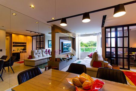 Cozinha de apartamento à venda com 2 quartos, 62m² em Vila Romana, São Paulo
