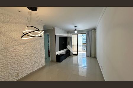 Sala de apartamento para alugar com 3 quartos, 90m² em Recreio dos Bandeirantes, Rio de Janeiro