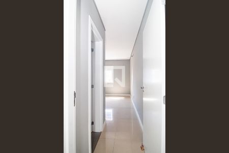 Corredor de casa à venda com 3 quartos, 110m² em Hípica, Porto Alegre