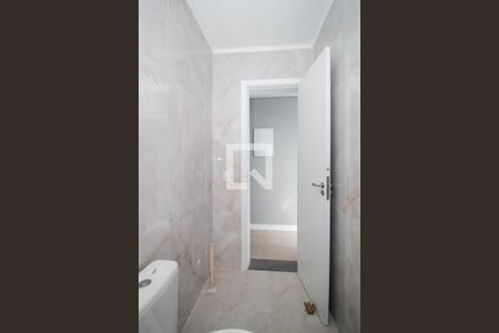 Banheiro da Suíte de casa à venda com 3 quartos, 110m² em Hípica, Porto Alegre