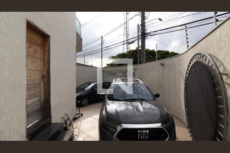Garagem de casa à venda com 3 quartos, 134m² em Jardim Danfer, São Paulo