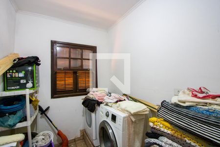 Quarto de serviço de casa à venda com 3 quartos, 251m² em Vila Tibiriçá, Santo André