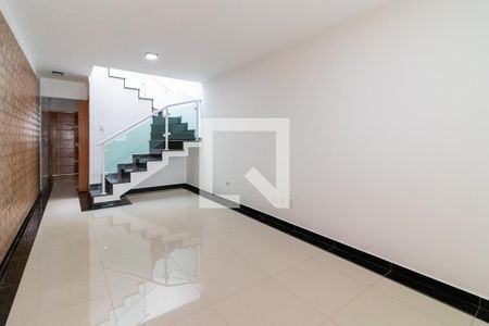 Sala de casa à venda com 3 quartos, 125m² em Vila Costa Melo, São Paulo