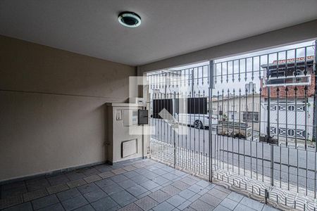 Garagem de casa à venda com 2 quartos, 91m² em Vila Santo Estefano, São Paulo