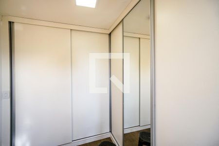 Closet da suíte de apartamento para alugar com 2 quartos, 80m² em Tatuapé, São Paulo