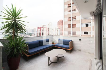 Varanda de apartamento à venda com 2 quartos, 135m² em Vila Olímpia, São Paulo