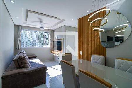 Sala de apartamento para alugar com 2 quartos, 48m² em Jardim Paris, São Paulo