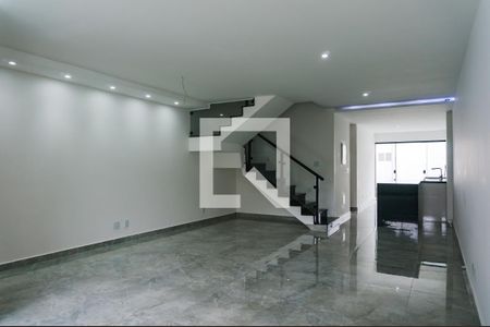 Sala de casa à venda com 4 quartos, 140m² em Piratininga, Niterói